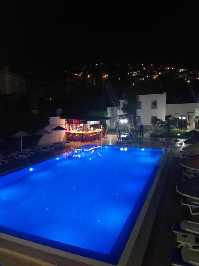 Paradise Apart Hotel Bitez Eksteriør billede