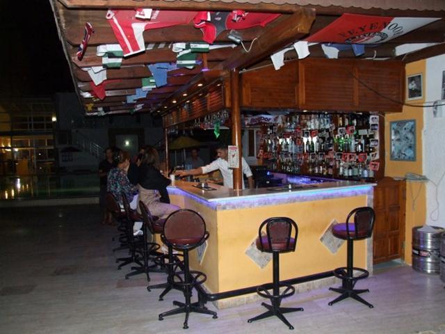 Paradise Apart Hotel Bitez Eksteriør billede
