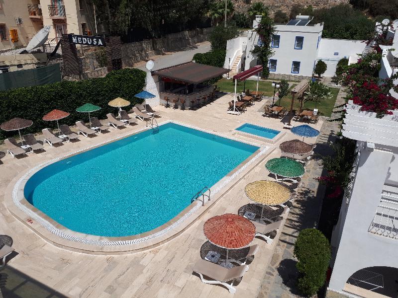 Paradise Apart Hotel Bitez Eksteriør billede